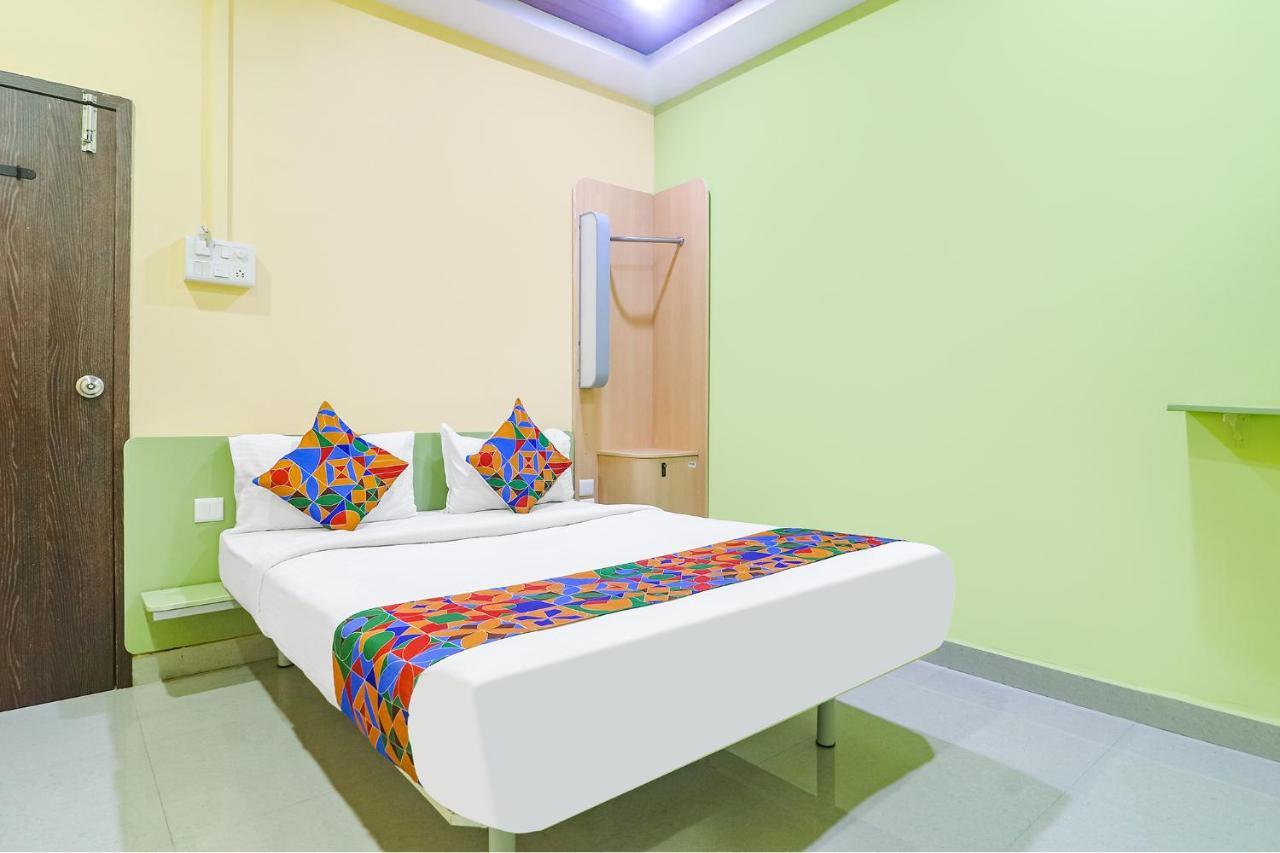 Fabexpress Airport Stay Inn - Nr Hyderabad International Airport, Shamshabad ภายนอก รูปภาพ