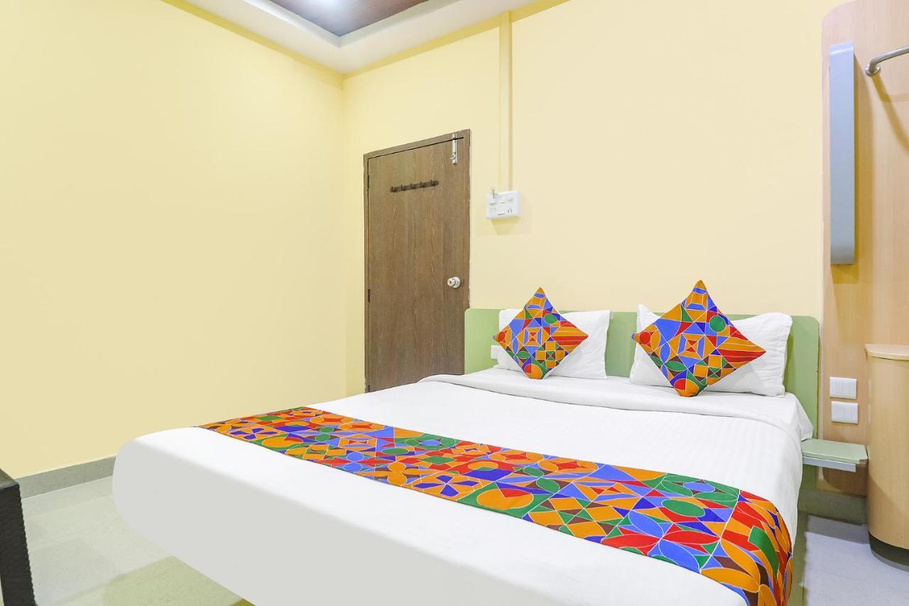 Fabexpress Airport Stay Inn - Nr Hyderabad International Airport, Shamshabad ภายนอก รูปภาพ